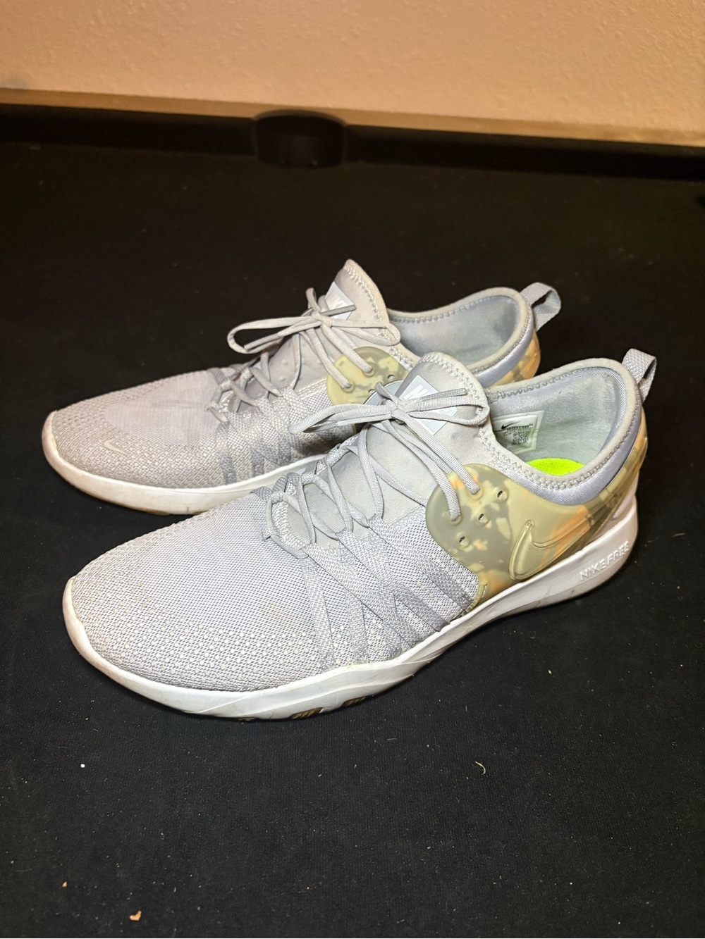 Nike women’s 10.5 Free TR7 Gray running shoes